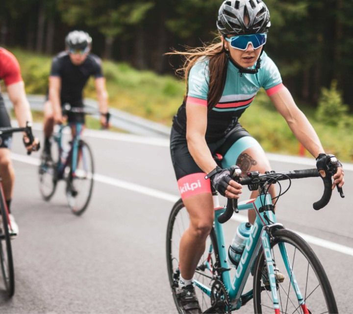 How to dress for cycling or all you need to know about cycling gear
