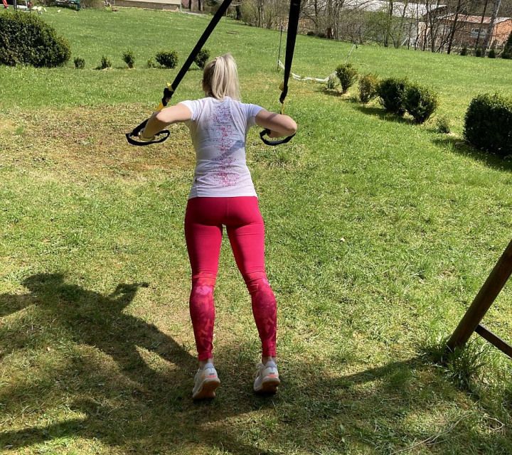 Soňa Jurková: Review of women's fitness leggings Kilpi LIGANO-W and running T-shirt BRICK-W
